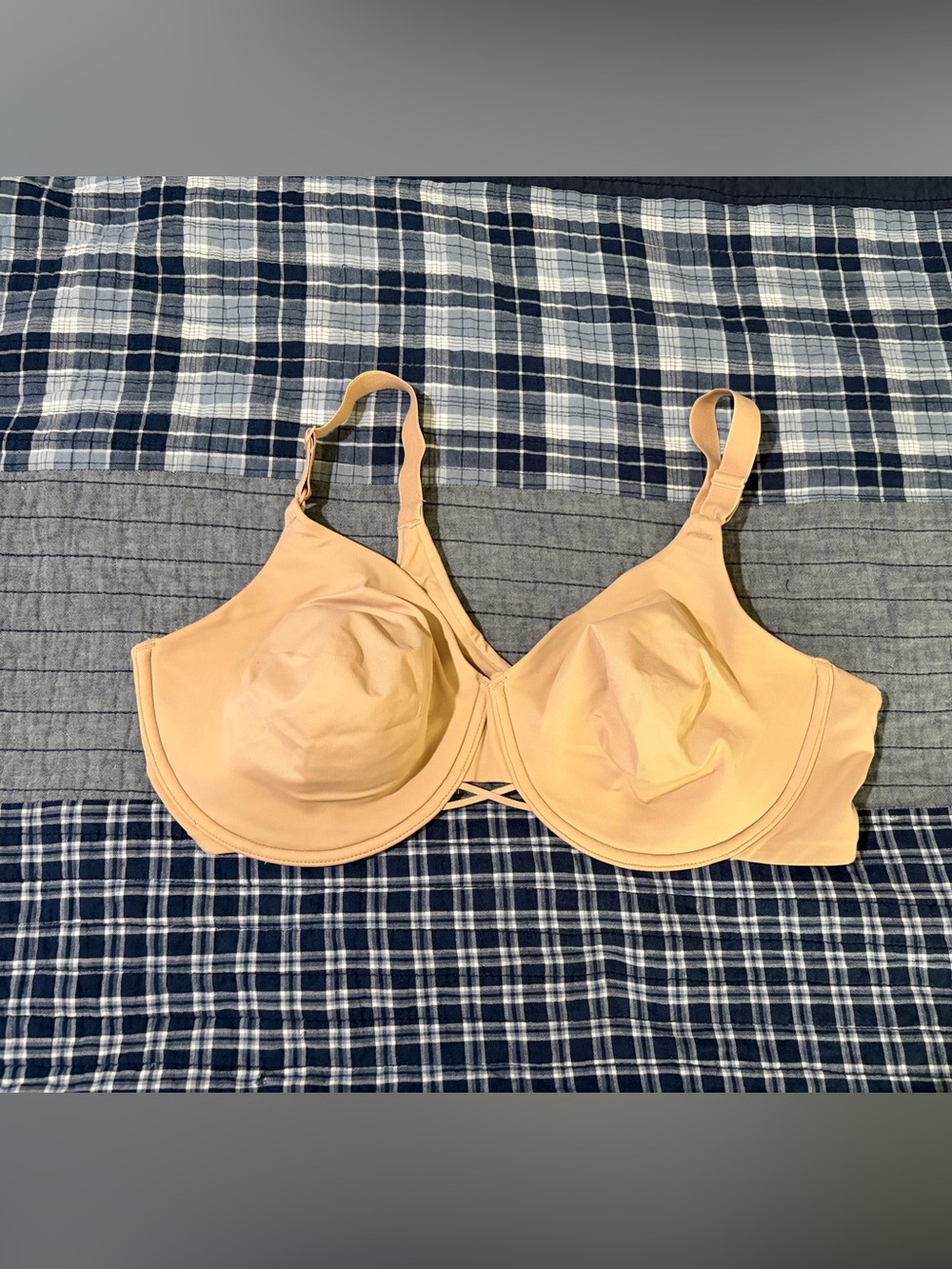 Vanity Fair Smooth Nude Underwire Bra